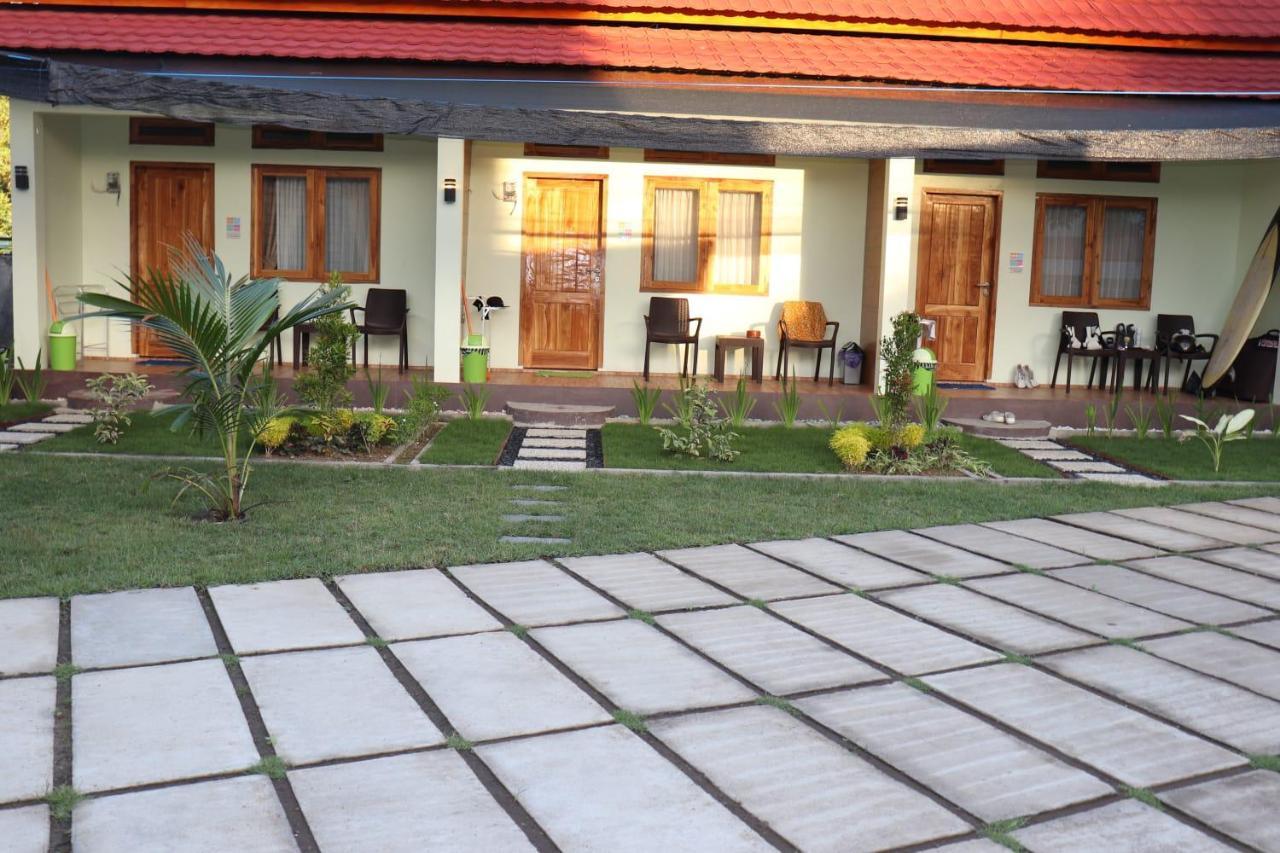 Room 212 Kuta  Εξωτερικό φωτογραφία