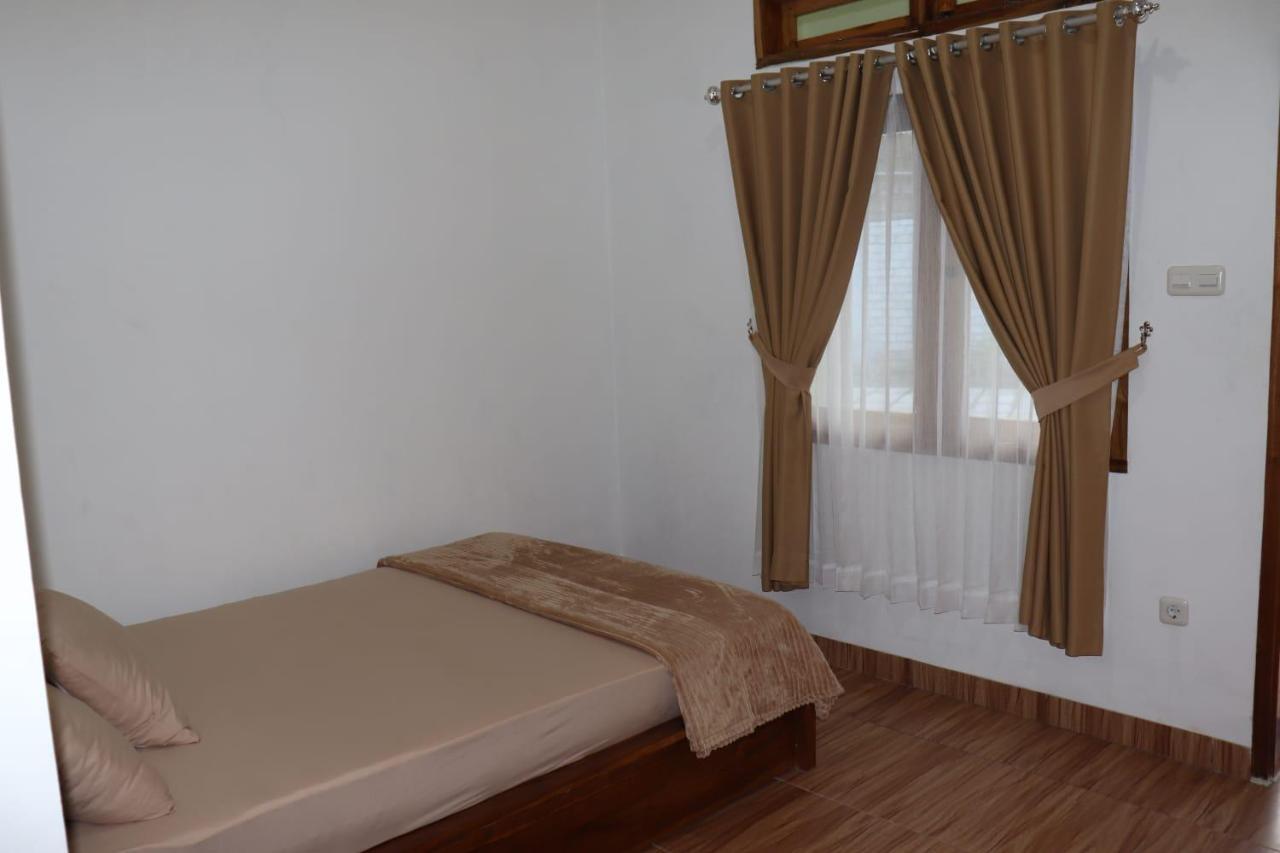 Room 212 Kuta  Εξωτερικό φωτογραφία